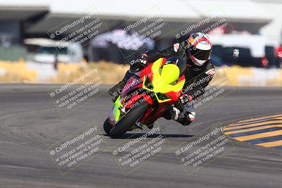 media/Jan-14-2024-SoCal Trackdays (Sun) [[2e55ec21a6]]/Turn 16 Set 2 (1125am)/